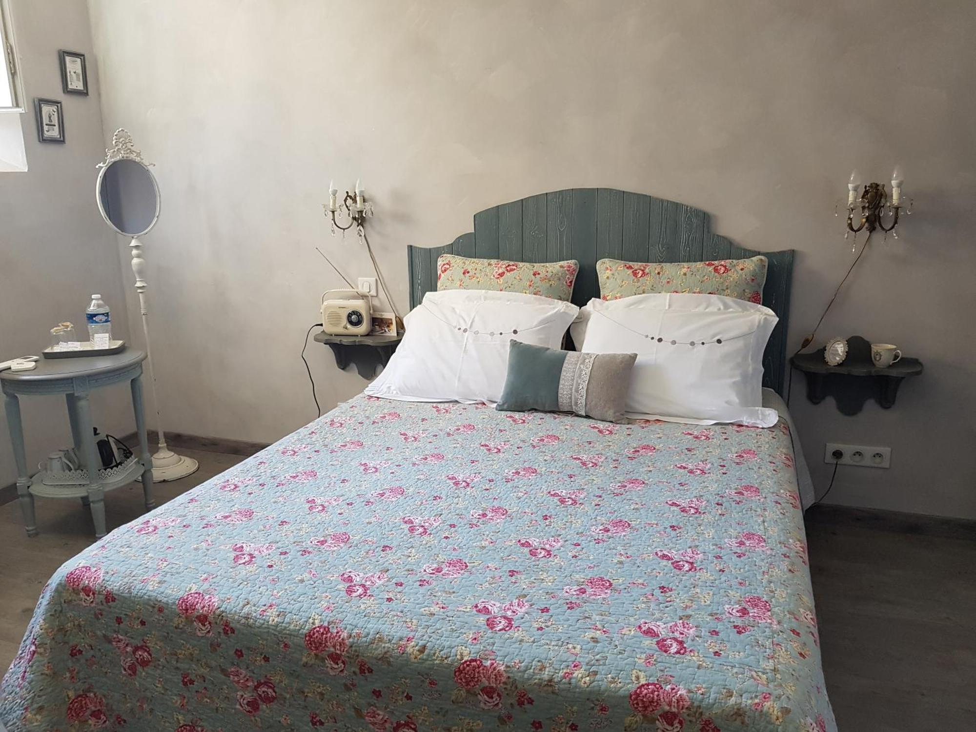 Châteauneuf-de-Gadagne Chambres D'Hotes L'Oreliane En Provence Only Adult מראה חיצוני תמונה